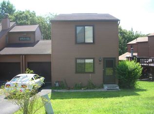 31 Hilltop Cir, Fishkill, NY