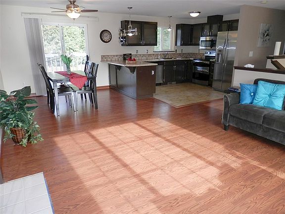4th image of 8915 218th Street Ct E