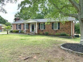 111 Greenfield Ave, Pendleton, SC 29670