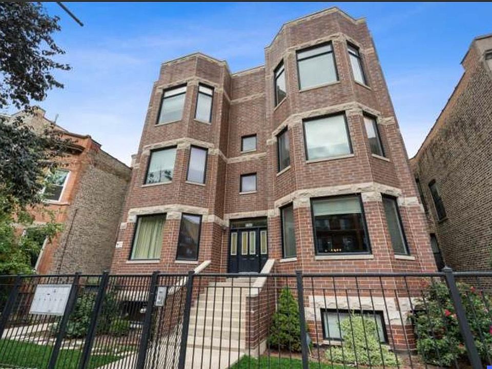 1st image of 3130 W Fullerton Ave APT 1W
