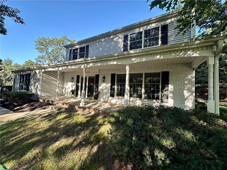 1st image of 227 White Ridge Dr