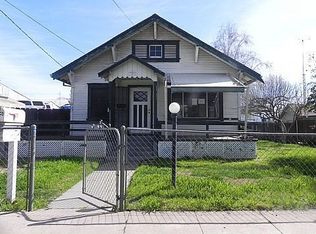 1750 Center St, Escalon, CA 95320