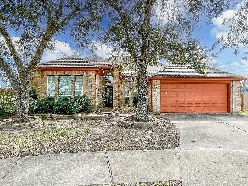 1st image of 179 Greenridge Cir