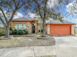 179 Greenridge Cir, League City, TX 77573