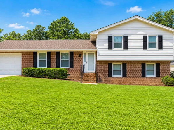 1600 Edgebrook Dr, Garner, NC 27529