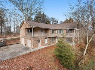 12425 Yarnell Rd, Knoxville, TN 37932