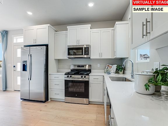 4th image of 3371 SW 209th Ave