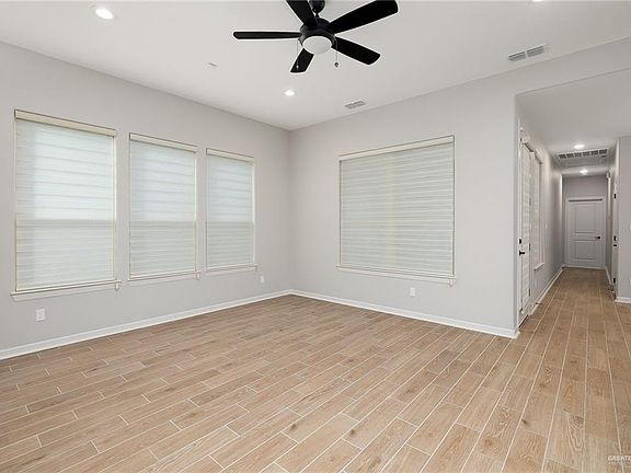 2nd image of 10113 N 15th St
