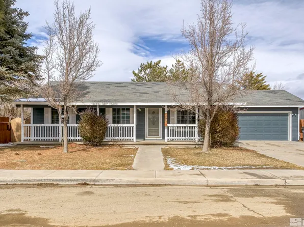 304 Kathy Ave, Yerington, NV 89447