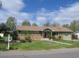 621 N Quillan St, Kennewick, WA 99336