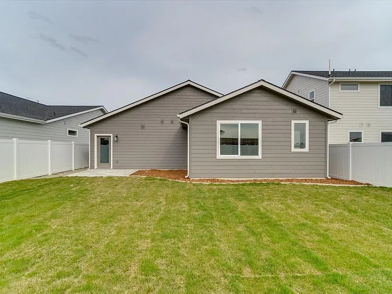 2905 N Corvus St — Photo 21