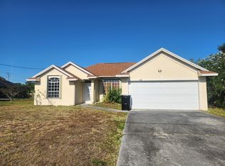 2590 SE Hemsing St, Pt Saint Lucie, FL 34953
