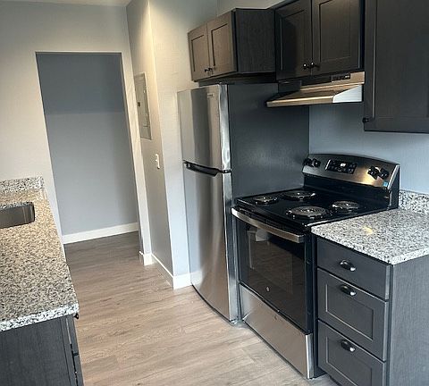 4th image of 2455 N Aurelius Rd #B04