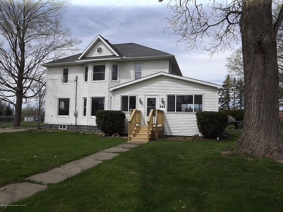 1st image of 243 E Main St
