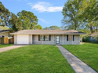 706 Avenue I St, El Campo, TX 77437