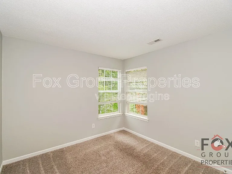 16125 Farmall Dr — Photo 14