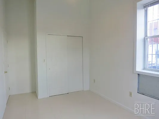 Rented by Brooklyn Heights Real Estate Inc | media 36