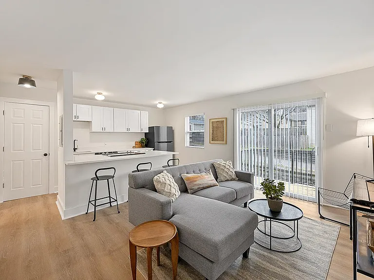 539 Hale Ave #1 — Photo 1