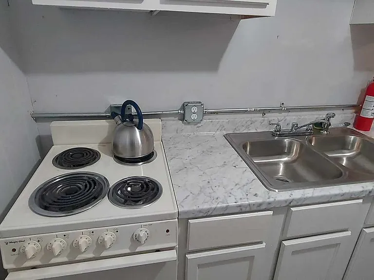2026 1/2 N Ross Ave #2026-1/2 — Photo 3