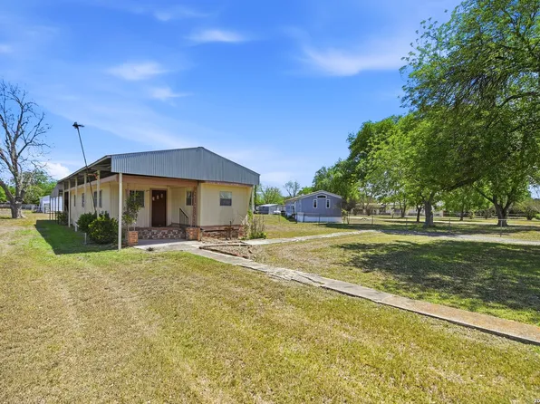 225 Crystal Valley, Cibolo, TX 78108