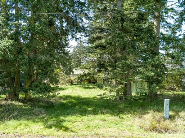 3544 Smugglers Cove Road, Greenbank, WA 98253