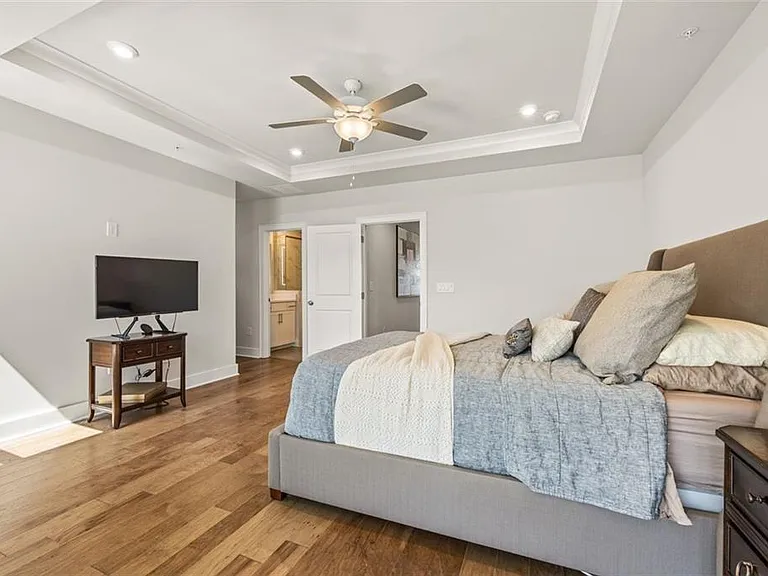 2145 Burnside Dr NW — Photo 28