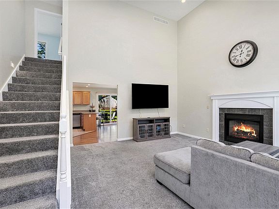 4th image of 2524 Tricia Dr