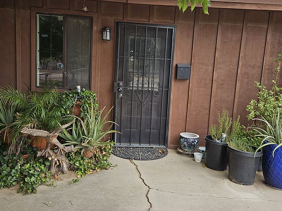 3rd image of 16680 Verde St
