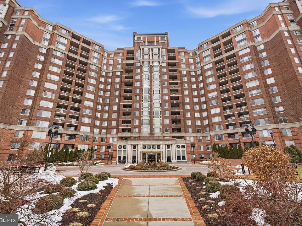 1st image of 5809 Nicholson Ln APT 110