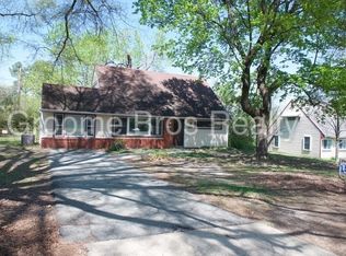 2406 Beacon Ln, Richmond, VA 23230