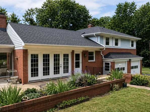106 Viewmont Ct, Charlottesville, VA 22911
