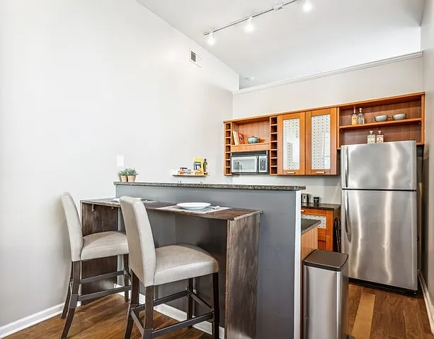 807 Church St #211 — Photo 5
