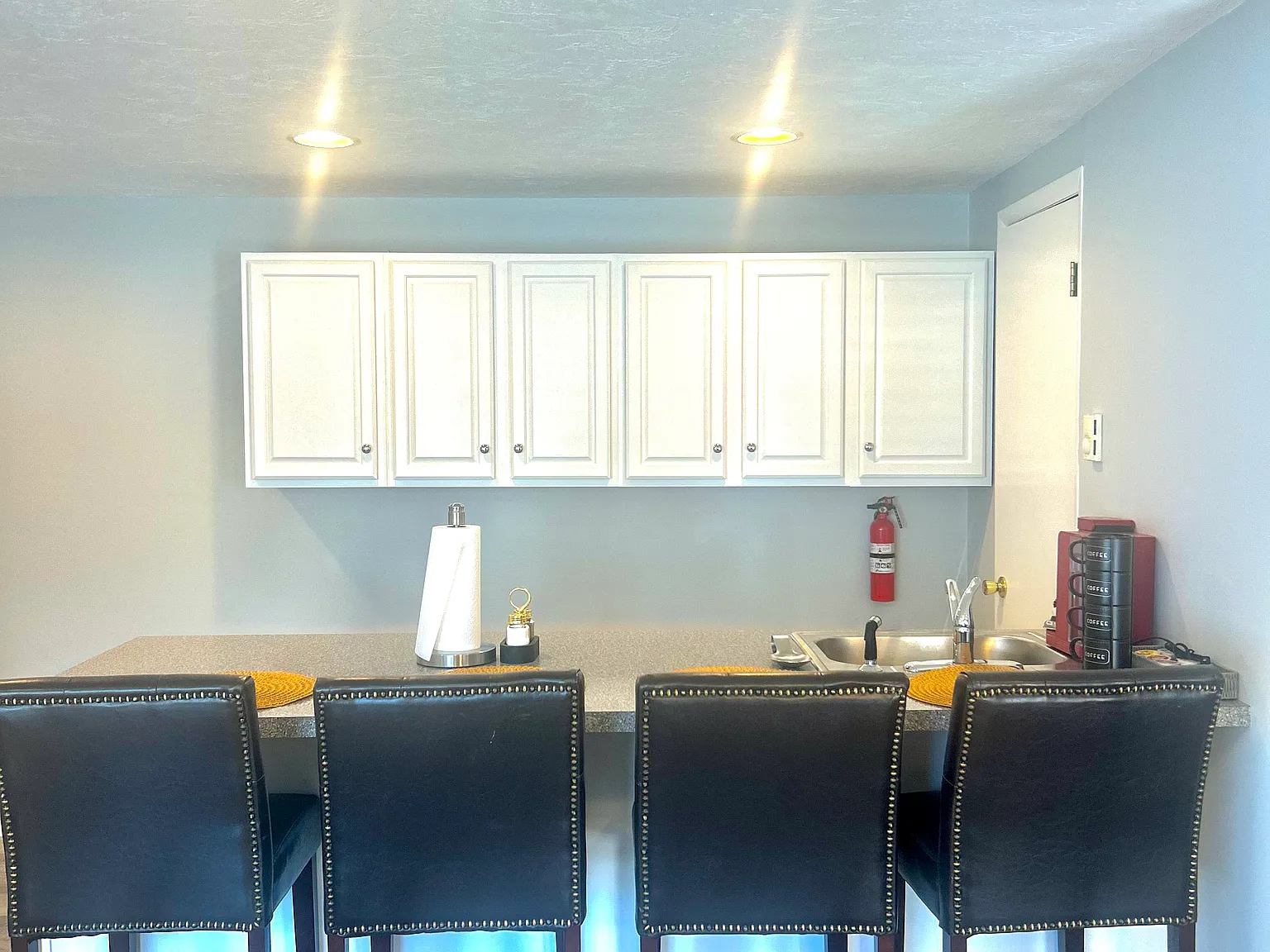 1 bed, 700 sqft, $1,400 — Photo 3