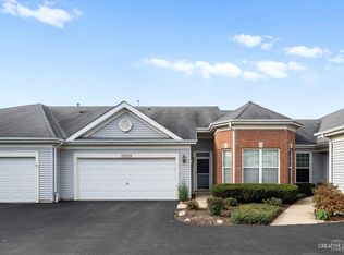 21528 Victory Lake Way, Crest Hill, IL 60403