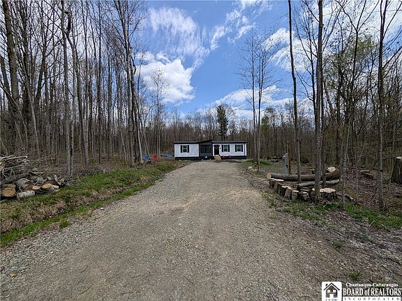 3rd image of 5458 Herrick Rd