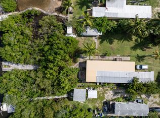 561 Gordon Cir, Key Largo, FL 33037