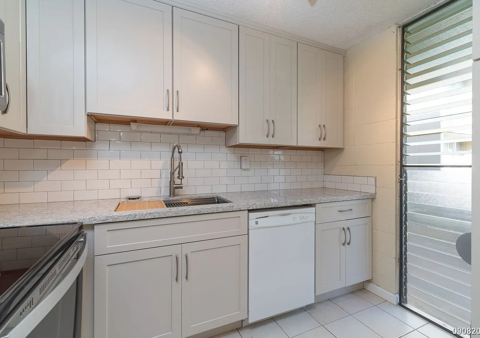 2 Bedroom 1 Bath Condo at Valley View — Photo 2