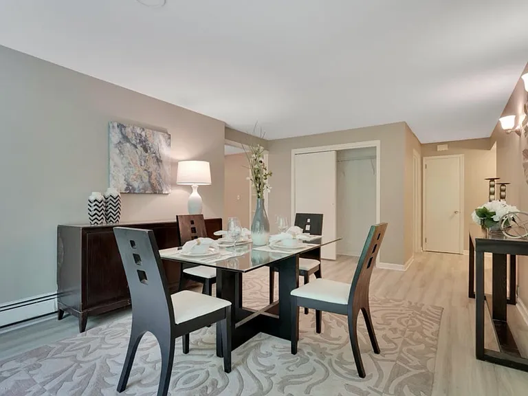 45 Tamara Dr — Photo 12
