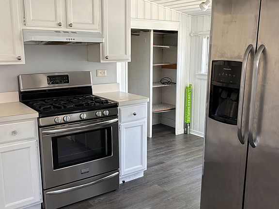 5th image of 929 S 6th Ave #1