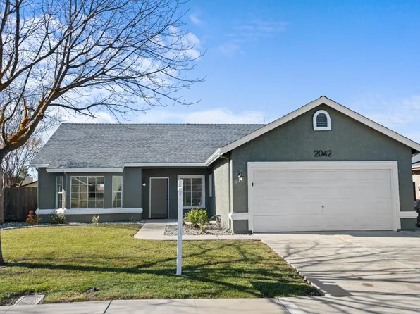 2042 McPherson Ave, Dos Palos, CA 93620