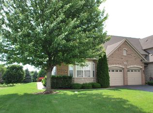 1873 Turtle Creek Dr, Aurora, IL 60503