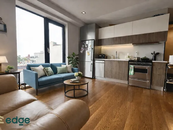 865 Willoughby Avenue image 1 of 20