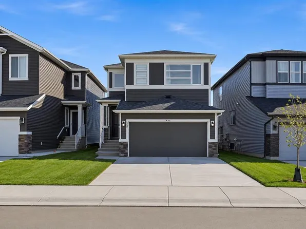 332 N Belmont Park SW, Calgary, AB T2X 5T1