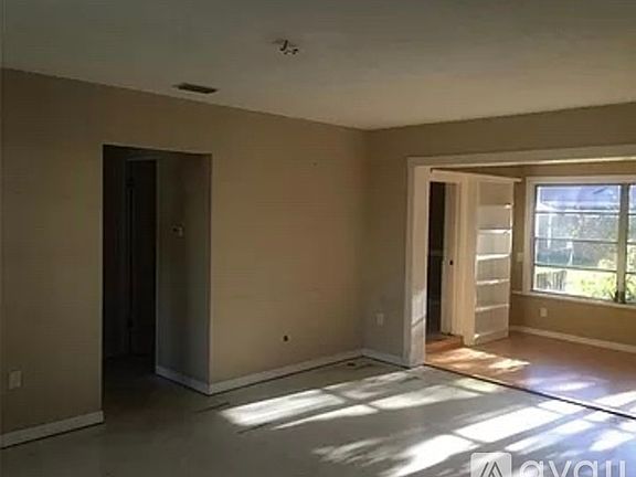 3rd image of 3883 Melgert Cir
