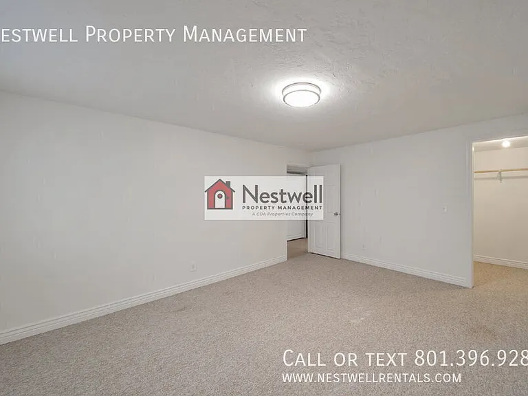 481 E Lana Ct — Photo 15