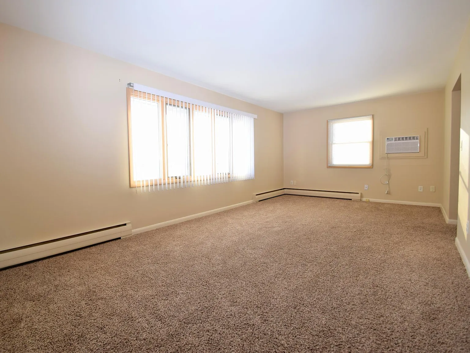 3030 4th Ave — Photo 3