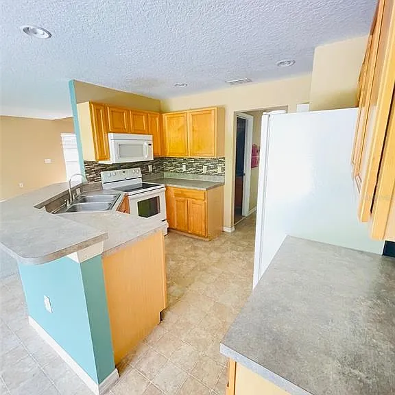 155 Owenshire Cir — Photo 7