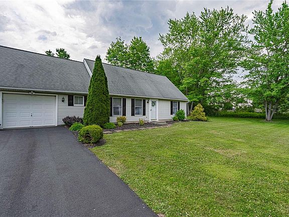 2nd image of 6671 Walnut Ln