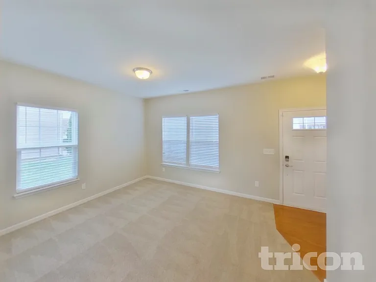 2637 Candlewick Ct — Photo 3