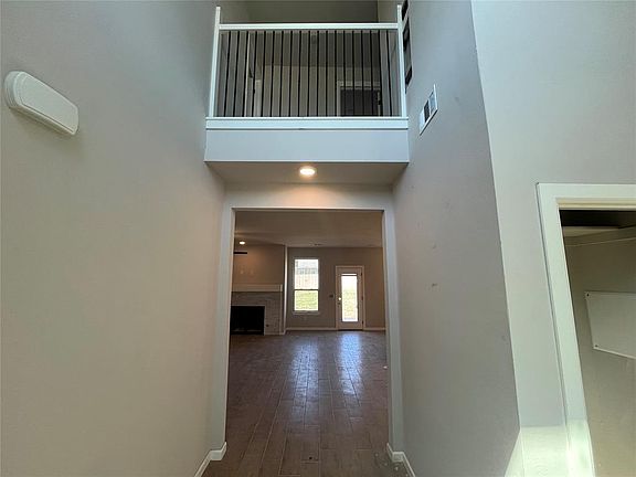 3rd image of 18017 Sunny Stone Ct